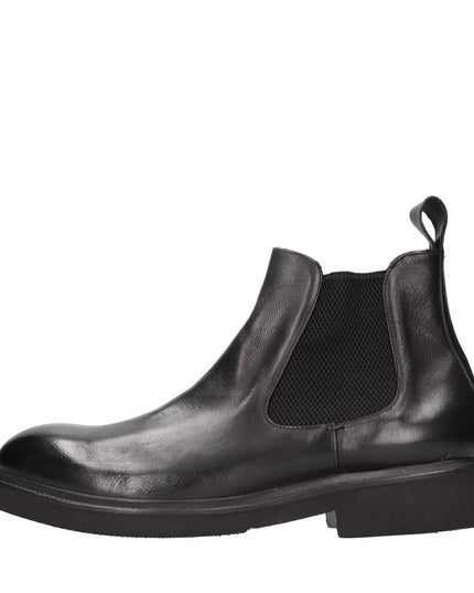 Stivaletto beatles in vitellino nero